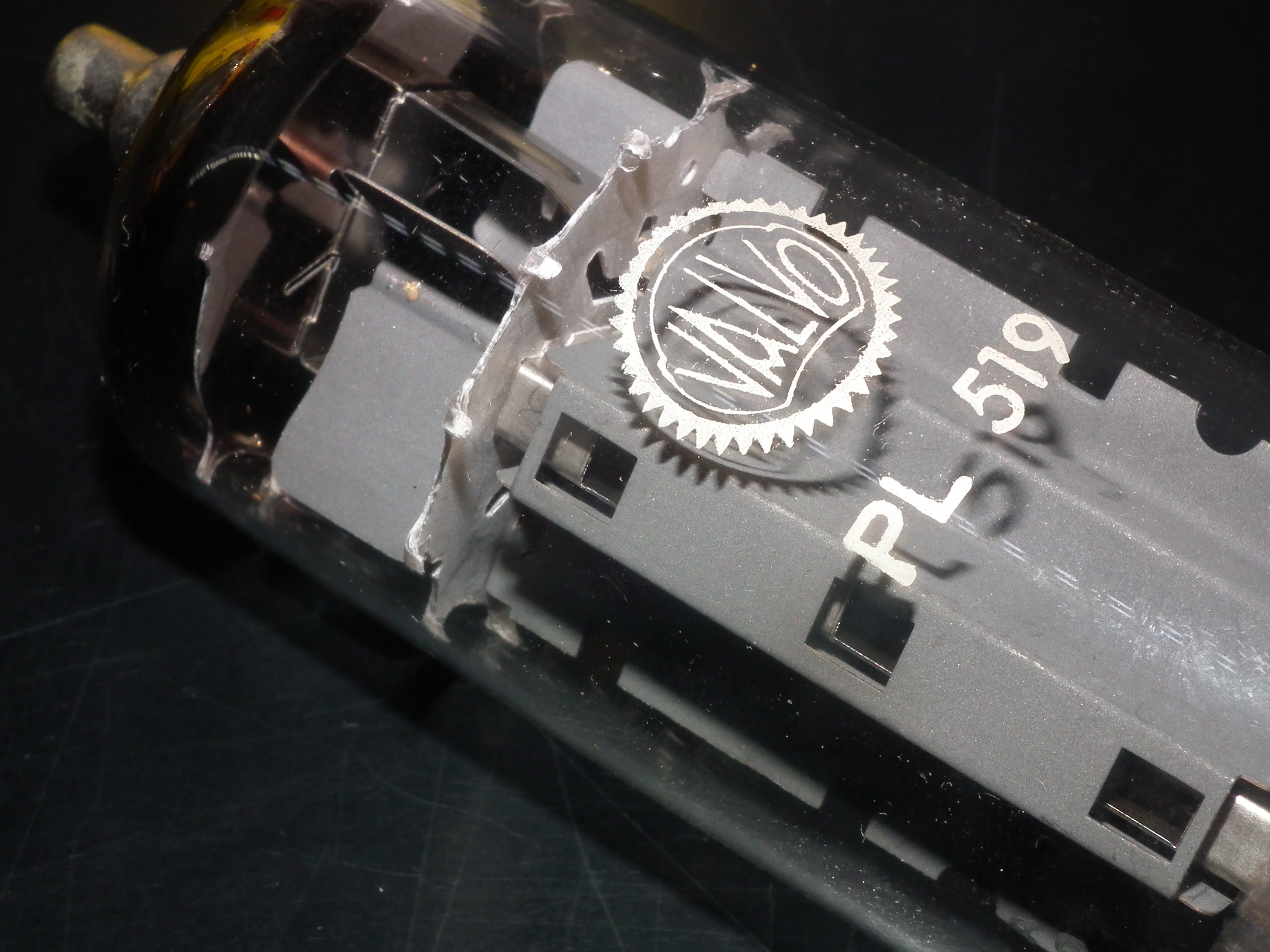 PL519 Siemens West Germany 40KG6 PLATINUM Matched PAIR EAR859