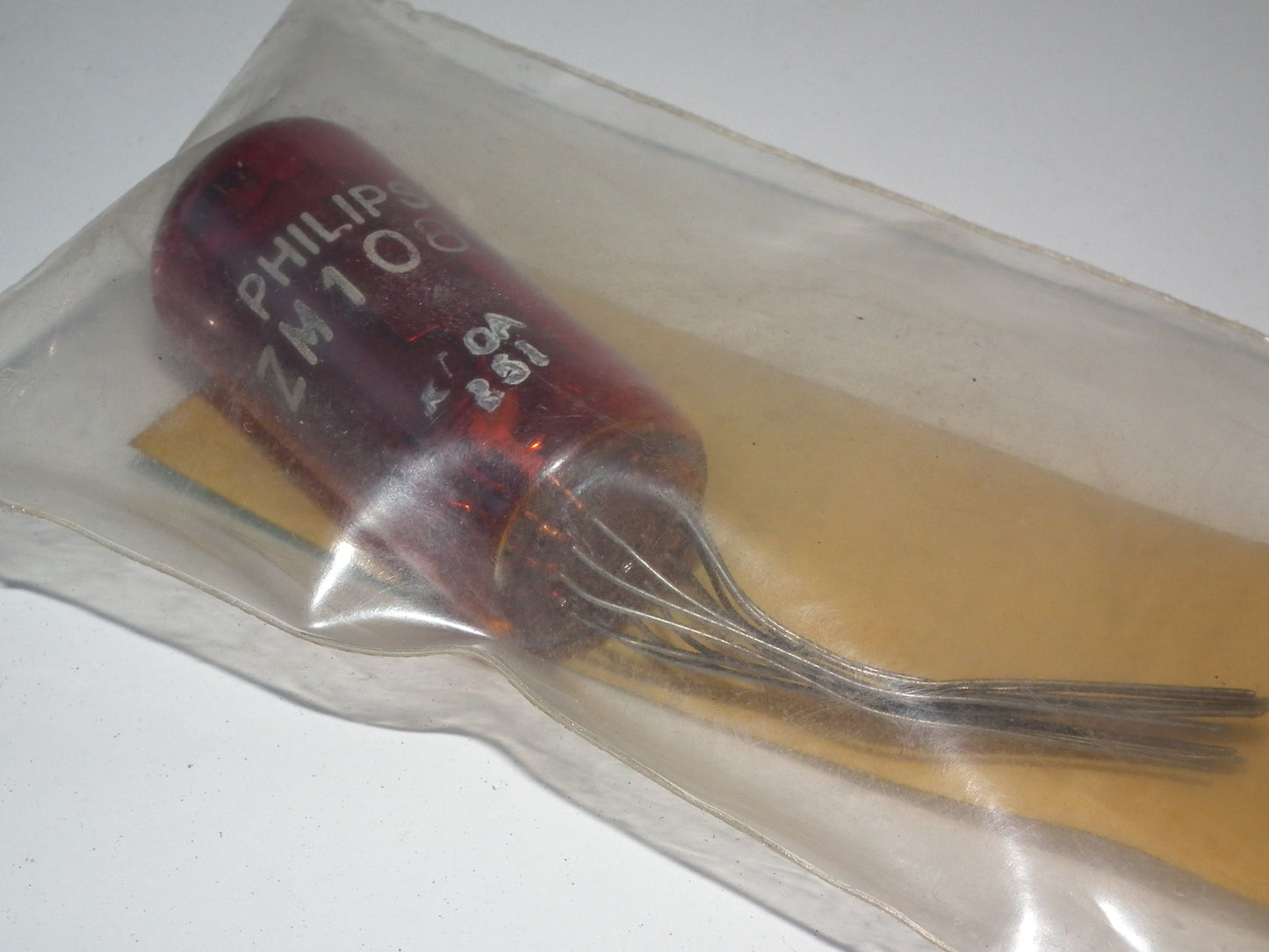 One (1 pcs) ZM1080 Philips Nixie Tube Made in Holland NOS