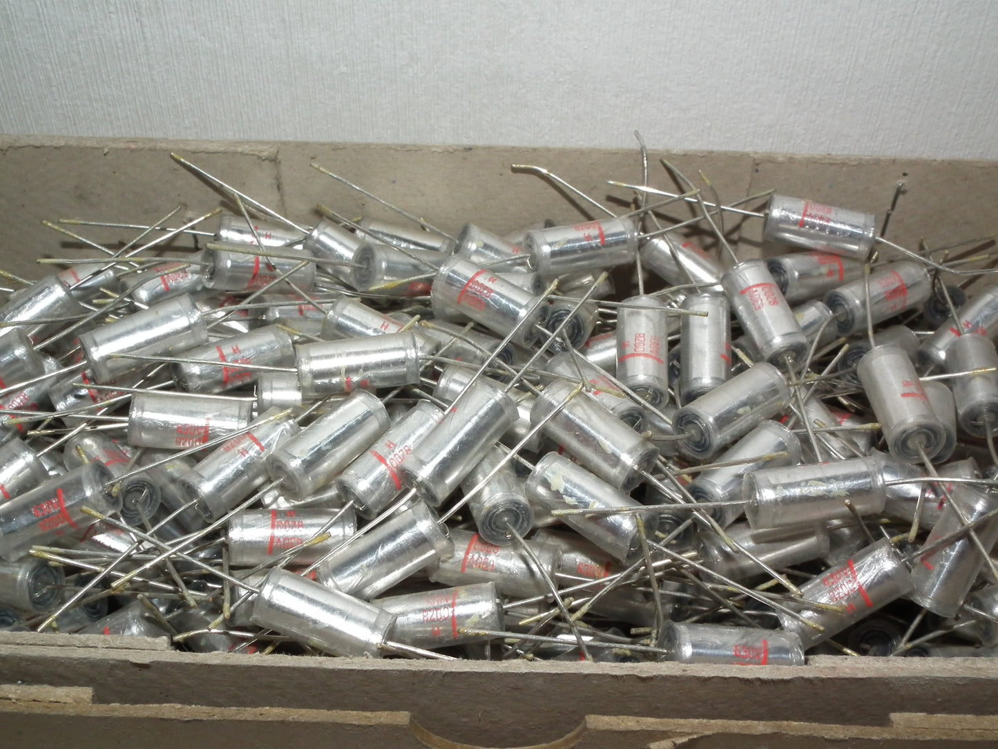 Two vintage NOS Polystyrene Capacitors 8200pFd / 630V Hi End Caps