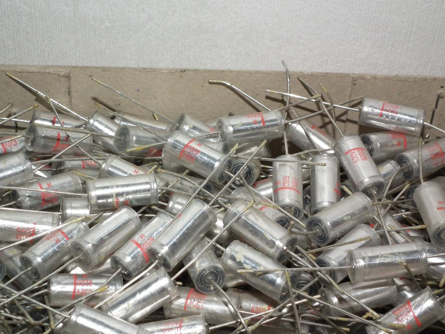 Two vintage NOS Polystyrene Capacitors 8200pFd / 630V Hi End Caps