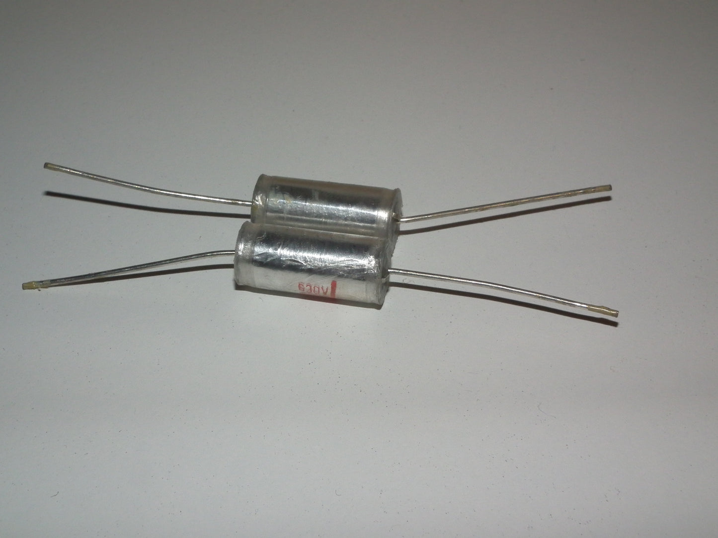 Two vintage NOS Polystyrene Capacitors 8200pFd / 630V Hi End Caps
