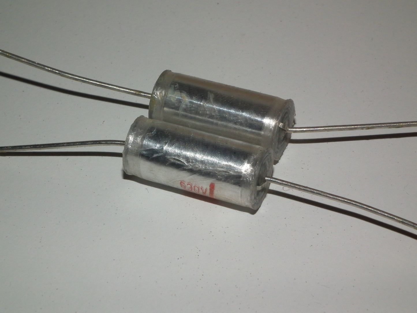 Two vintage NOS Polystyrene Capacitors 8200pFd / 630V Hi End Caps