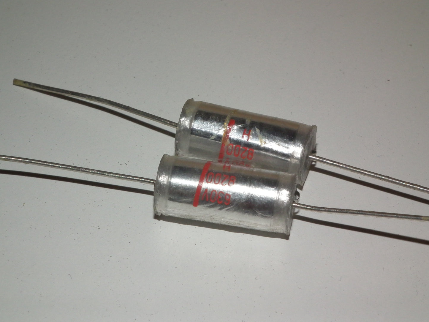 Two vintage NOS Polystyrene Capacitors 8200pFd / 630V Hi End Caps