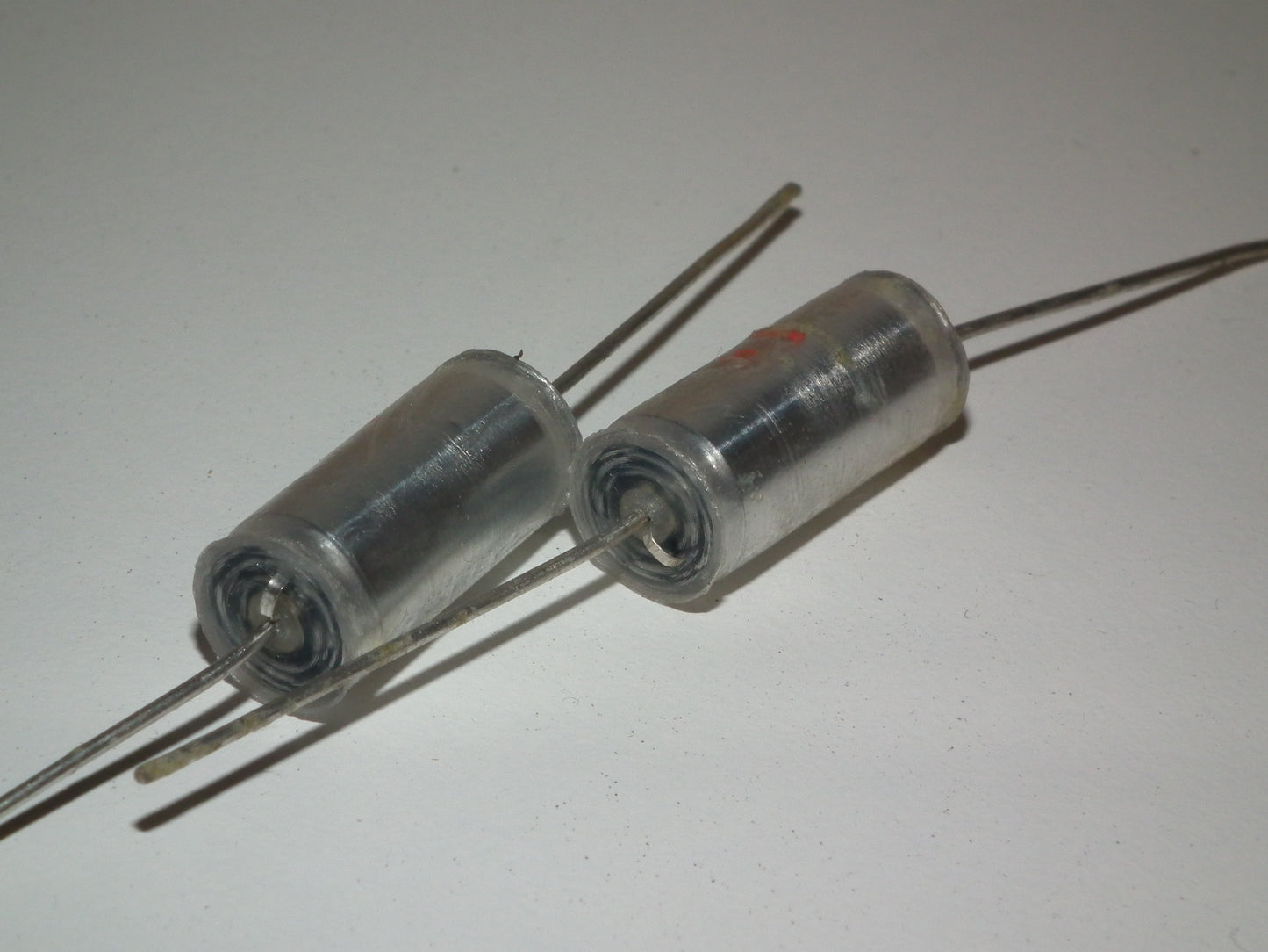 Two vintage NOS Polystyrene Capacitors 8200pFd / 630V Hi End Caps