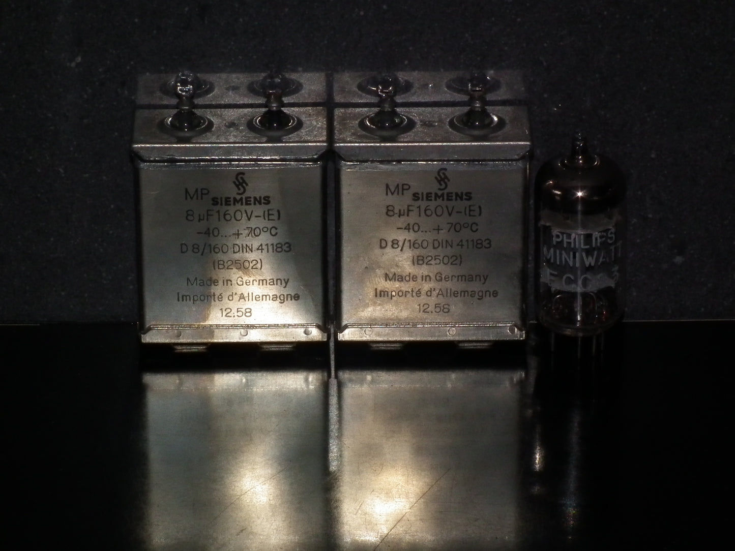 Siemens PIO capacitors 8uF 200V Klangfilm tube audio West Germany (2pcs)