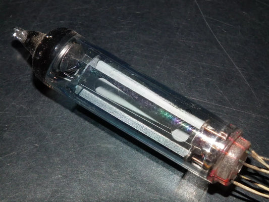 One (1 pcs) Siemens DM70 NOS Tube Tuning Indicator Magic Eye