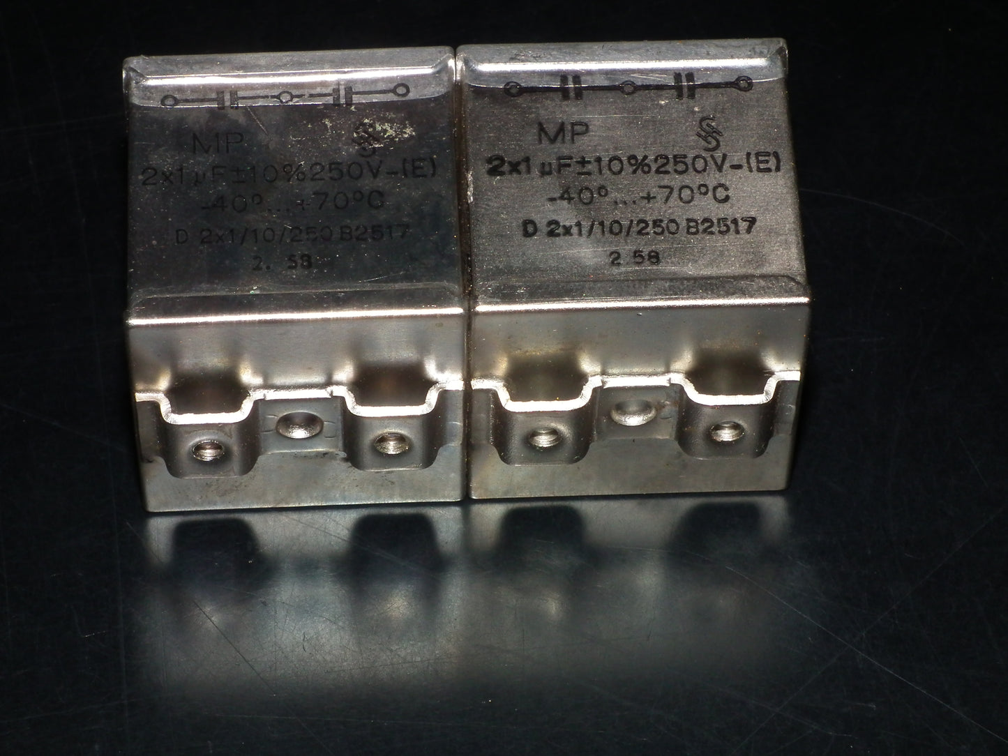 Siemens Klangfilm PIO capacitors 2x1uF/250V glass end seal two pcs (2)