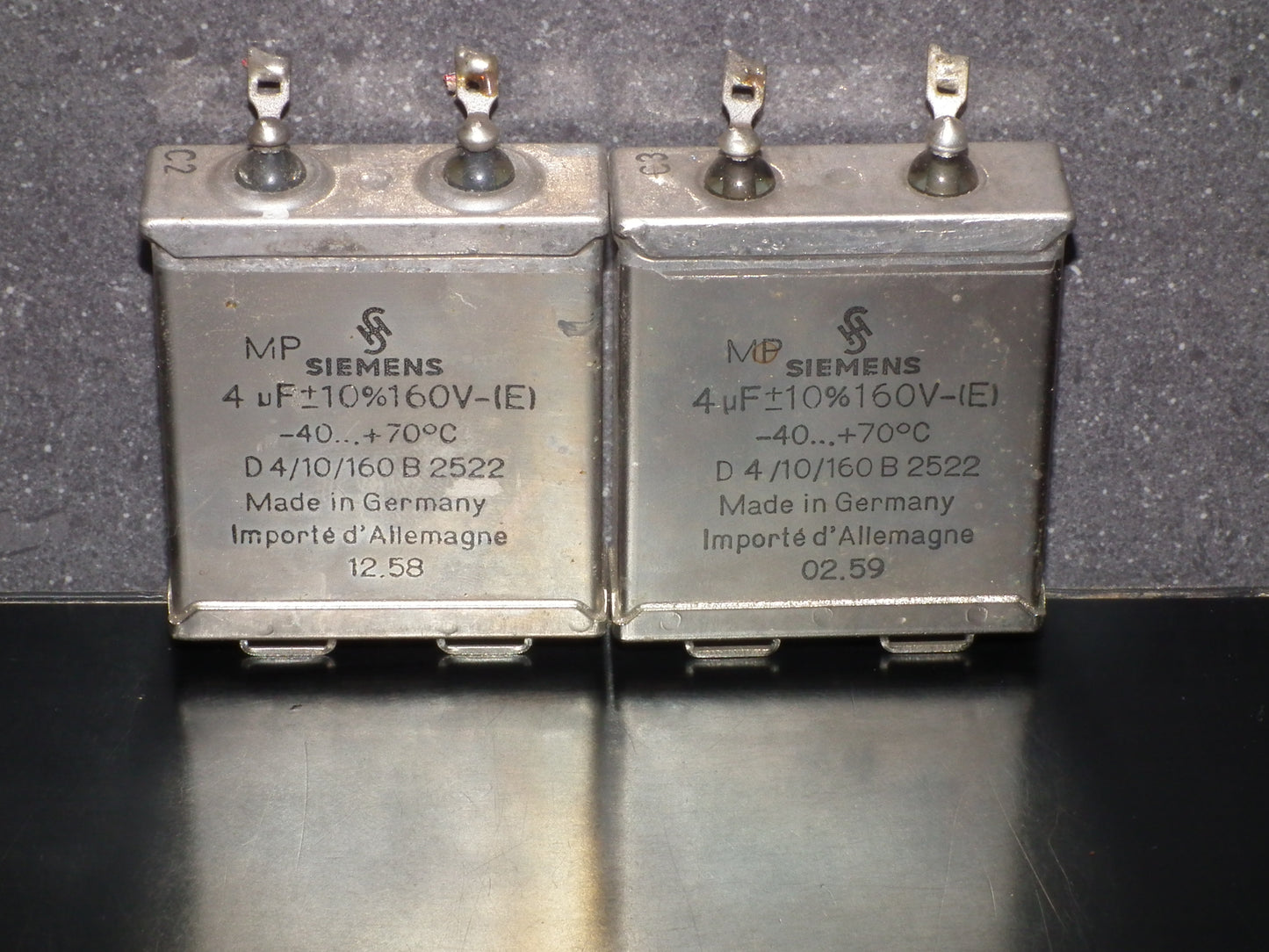 Siemens Klangfilm PIO capacitors 4uF 160V glass end seal two pcs 50s