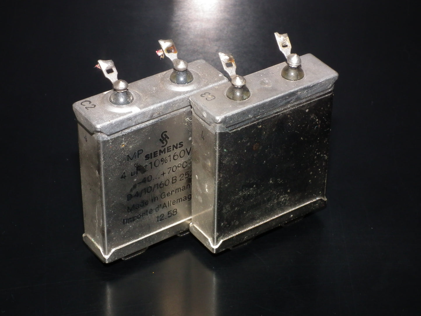 Siemens Klangfilm PIO capacitors 4uF 160V glass end seal two pcs 50s