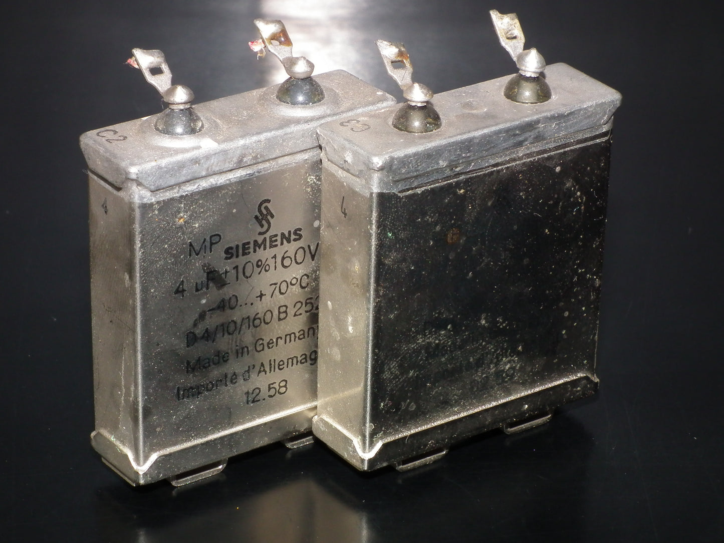 Siemens Klangfilm PIO capacitors 4uF 160V glass end seal two pcs 50s