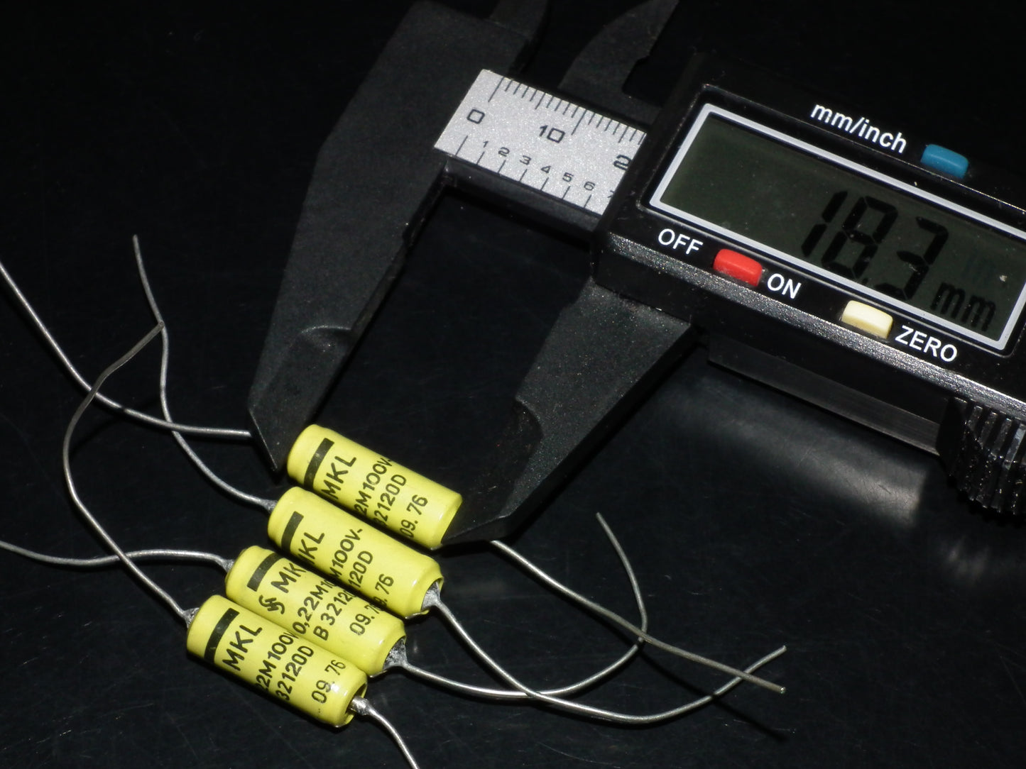 Four 4 NOS vintage Siemens MKL Capacitors 0.22mfd 100V 0.22uF 220nF Klangfilm