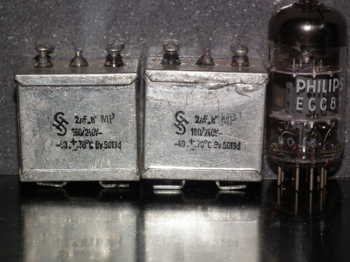 Two vintage NOS Siemens Klangfilm PIO capacitors 2 uF 240V Germany 2mfd / 240V