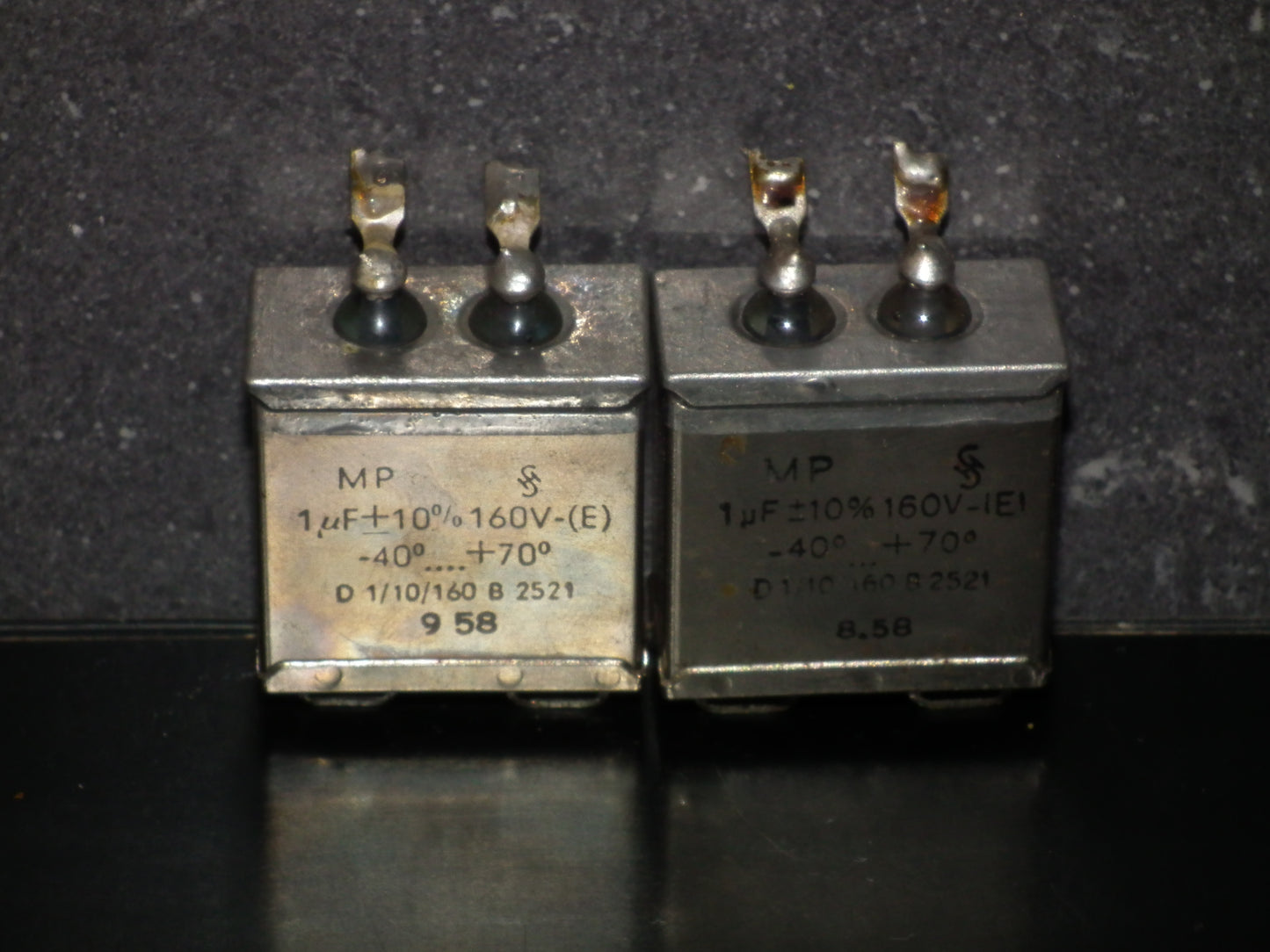 Two vintage Siemens PIO capacitors 1uF 160V Klangfilm - West Germany tube audio