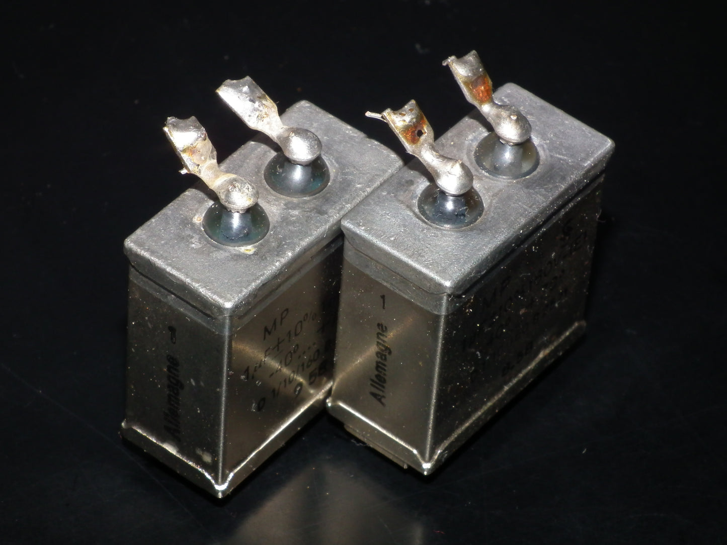 Two vintage Siemens PIO capacitors 1uF 160V Klangfilm - West Germany tube audio