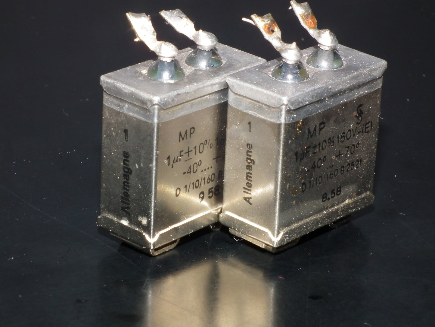 Two vintage Siemens PIO capacitors 1uF 160V Klangfilm - West Germany tube audio