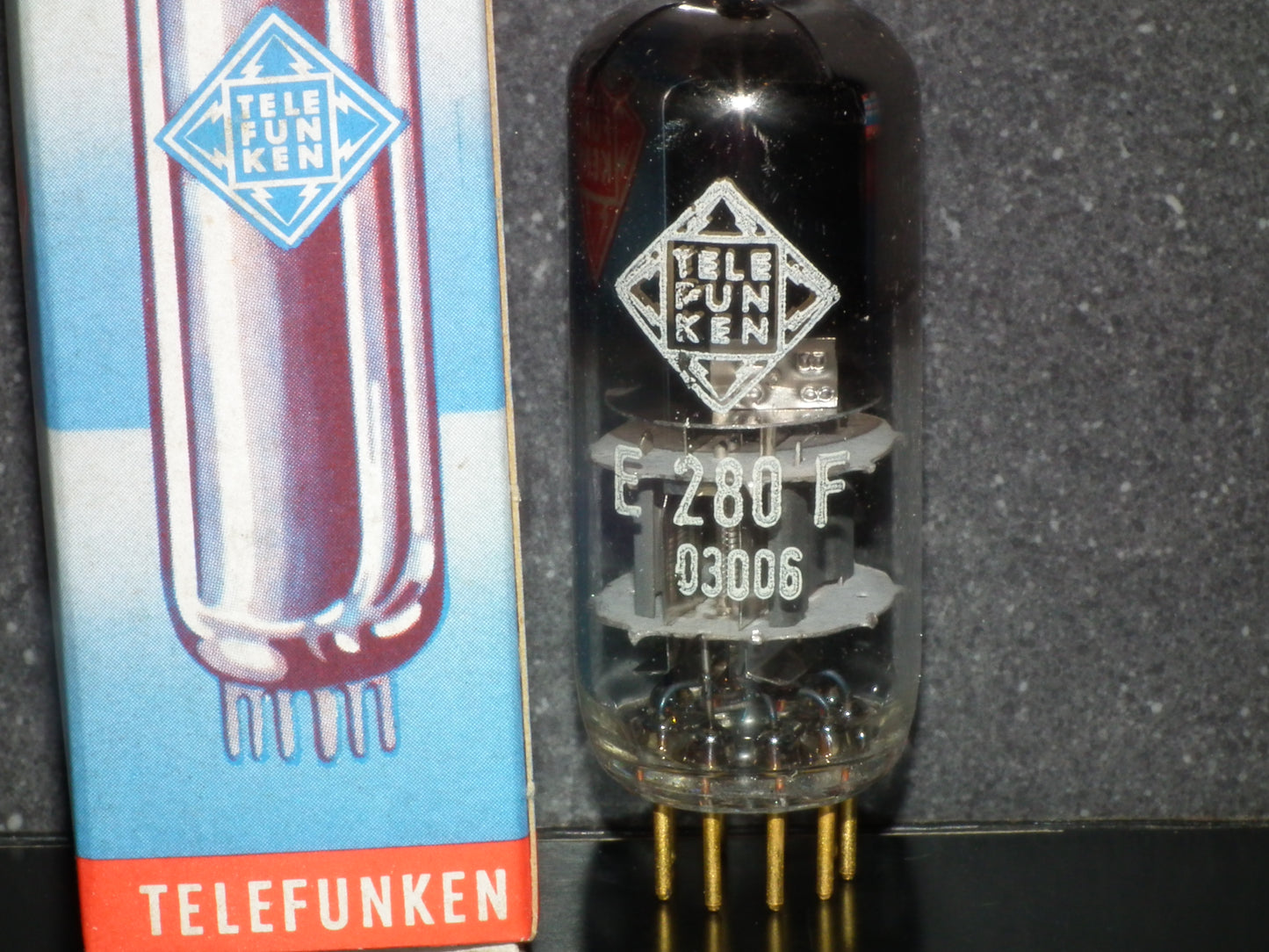 Telefunken E280F NOS NIB 7732 D3a Gold pins, made back in 60s
