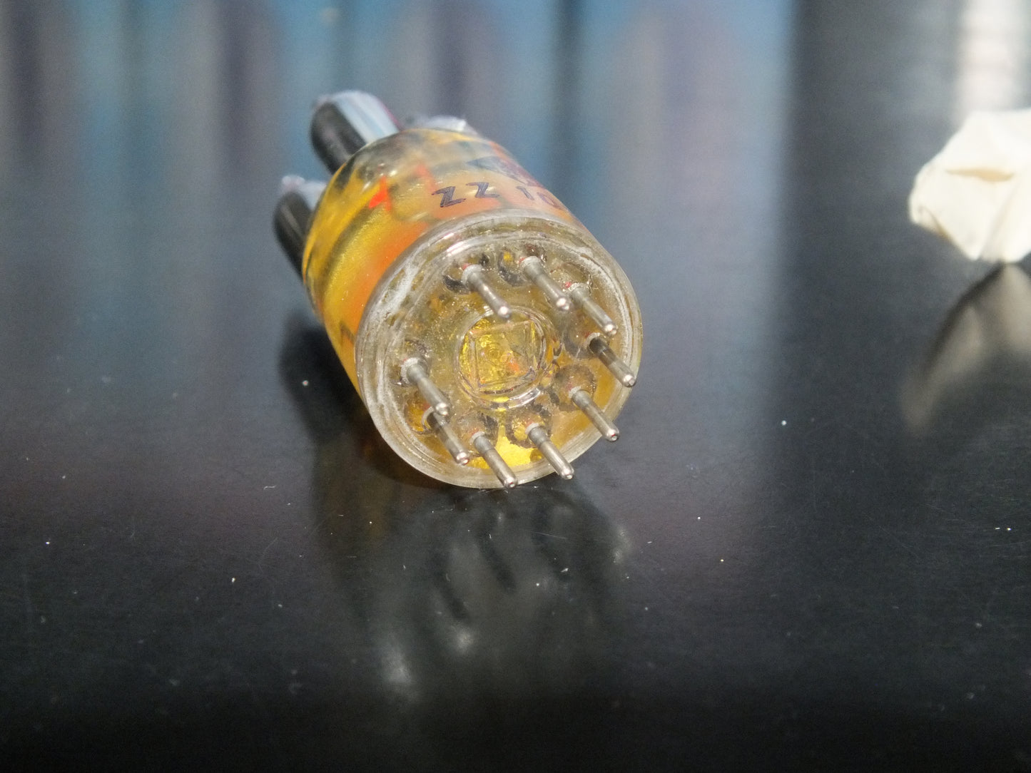 ZZ1031 Telefunken NOS NIB stablilisator tube Diamond Bottom