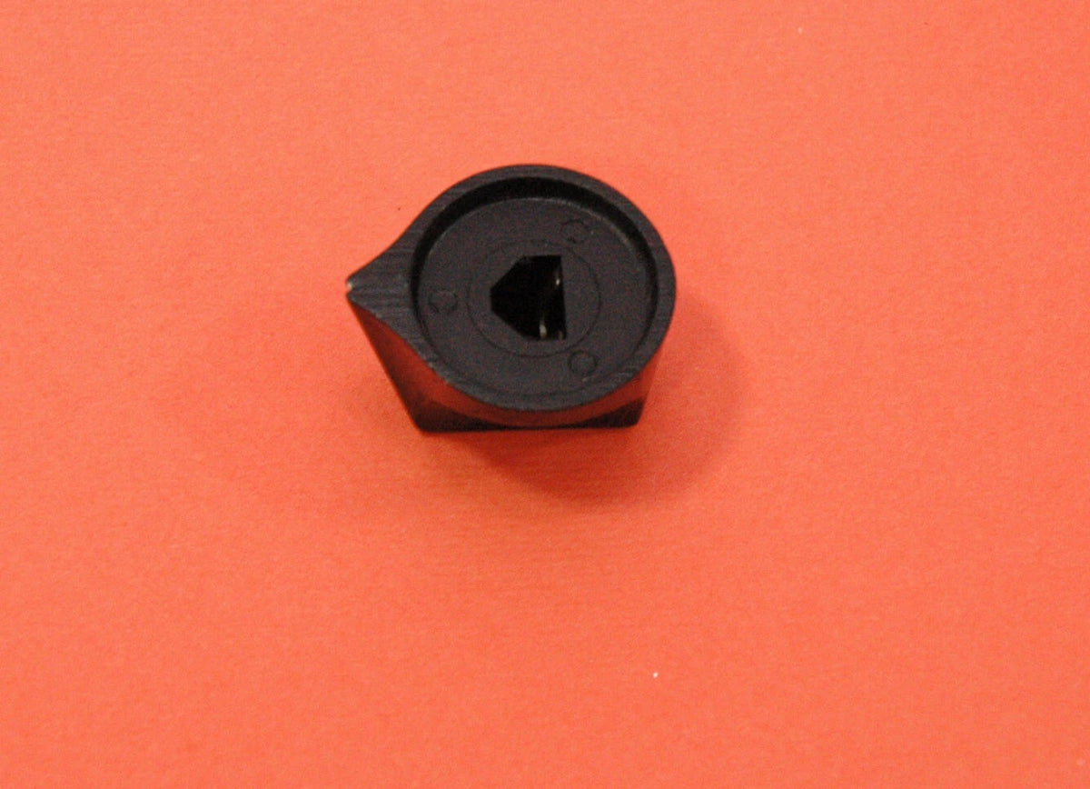 COLLINS 51S-1 32S-3 KWM-2 S-LINE - PUSH ON KNOB - p/n 543-8039-002 543-8039-000
