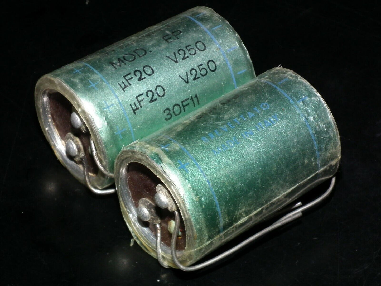 Two vintage NOS capacitors 20uF 250V ICAR Stabilitic Condensatore Elettrolitico