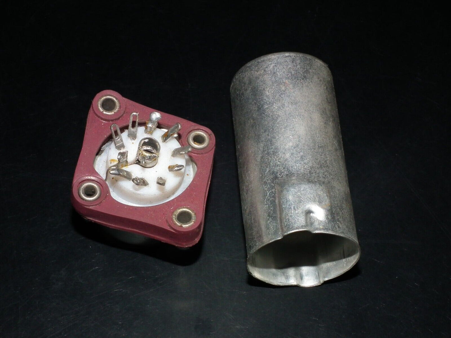 Ultra RARE Noval Damper Socket PTFE with metal can shield