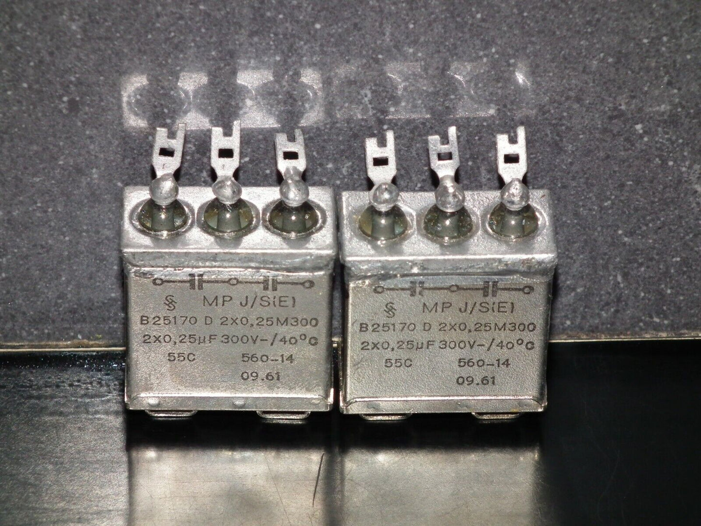Two vintage Siemens PIO capacitors 2x0.25 uF 300V Klangfilm tube audio 60s NOS