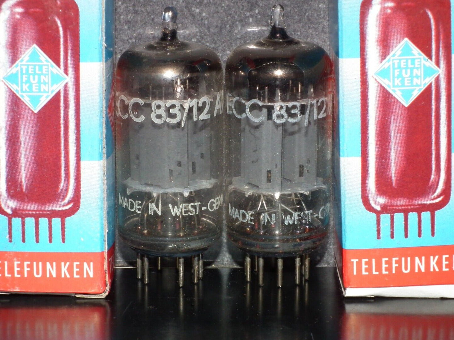 ECC83 Telefunken 12AX7 Matched Pair Smooth plates, diamond bottom, DYNACO USED 1