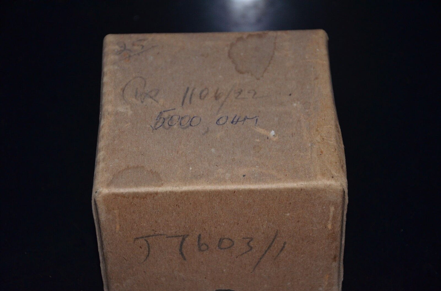 Two (2) NOS Colvern vintage wire wound potentiometers 5000 Ohm 1W CLR.1106/22