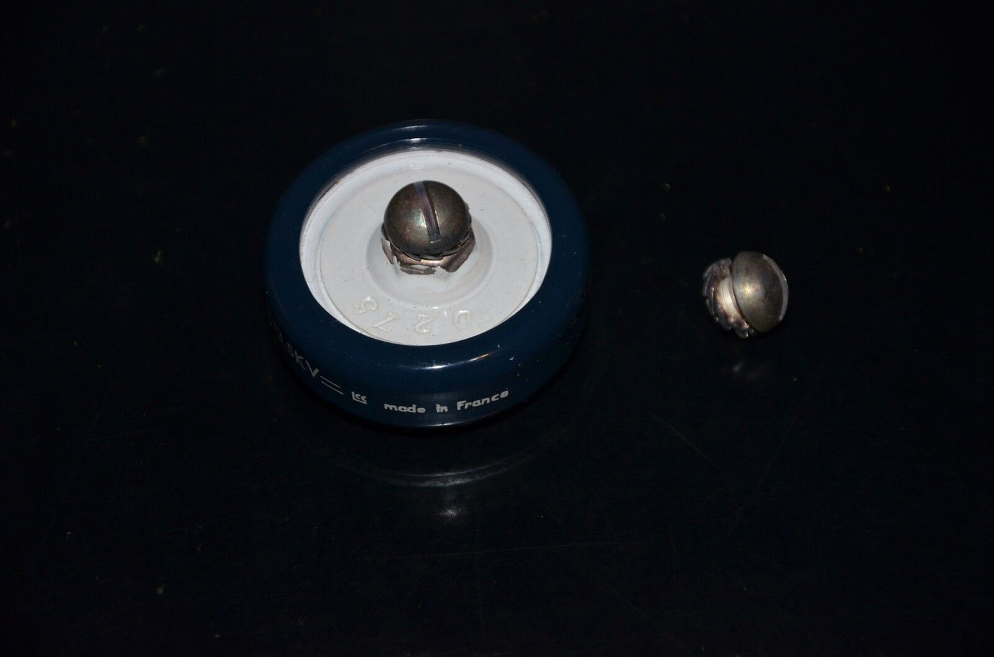 LCC France 4700pF 3.5KV doorknob NOS capacitor for professional broadcast radio