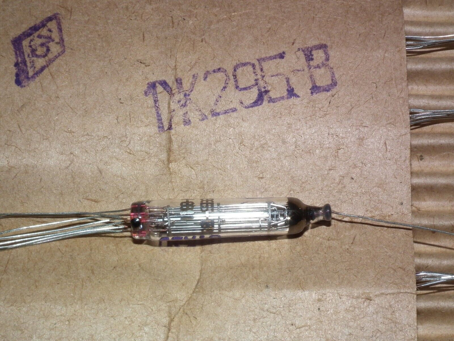 10 pcs 1J29B-V 1J29B Miniature Tiny HF Pentode NOS QTY=10 Made in 80s 1Ж29Б-В