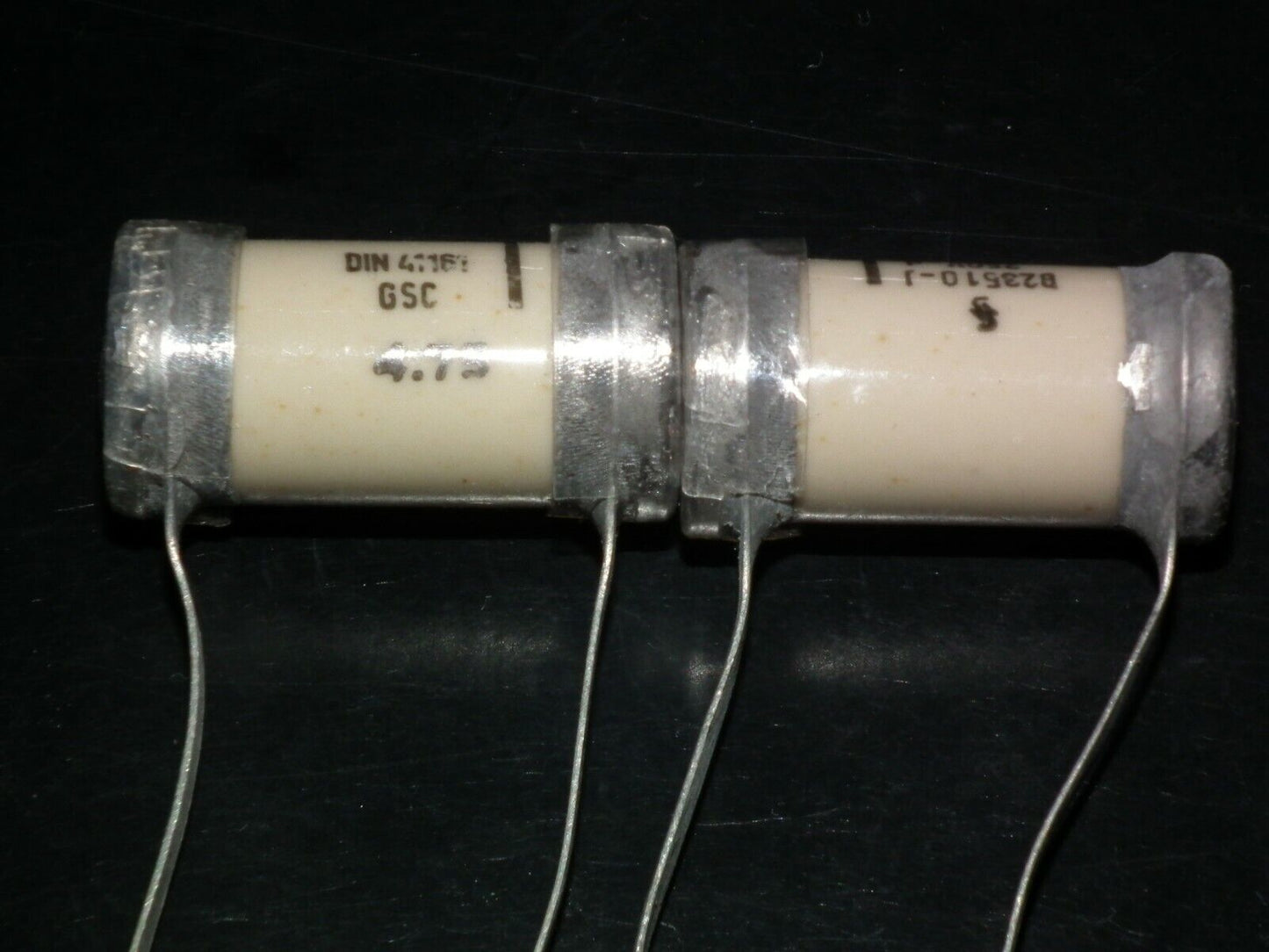 Two vintage Sikatrop Capacitors 0.05mfd 250V Siemens Klangfilm Hi-End 50nF 250V