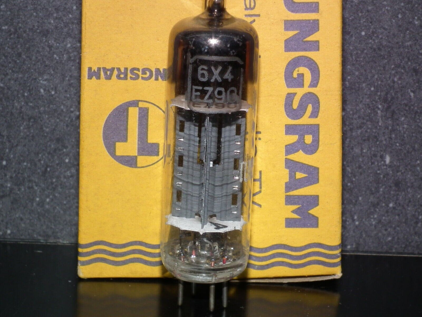 6X4 EZ90 Tungsram RARE SQUARE GETTER NOS NIB SHINDO