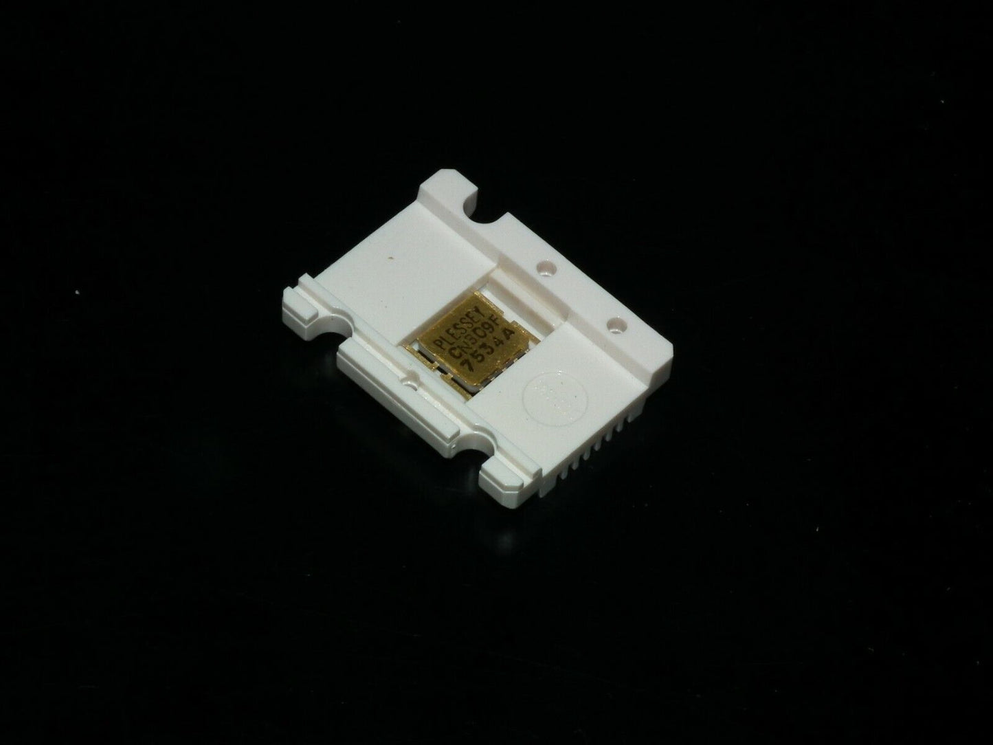 Genuine Plessey C309F Integrated Circuit NOS - NEW Clansman PRC-320 RT320 IC