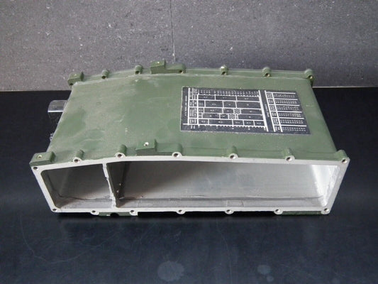 NOS CLANSMAN PRC320 PRC 320 PRC-320 MAIN BODY CASE 5820 99 622 8225 New Old Stoc