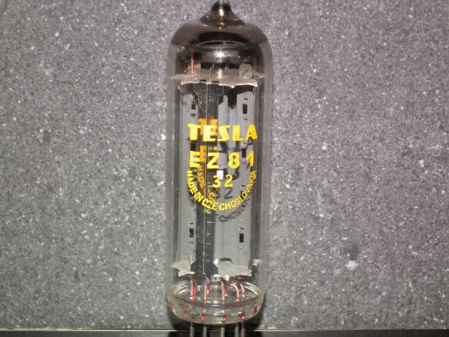 EZ81 Tesla 6CA4 NOS Big O Getter Rozhnov tube plant Czechoslovakia Code 32