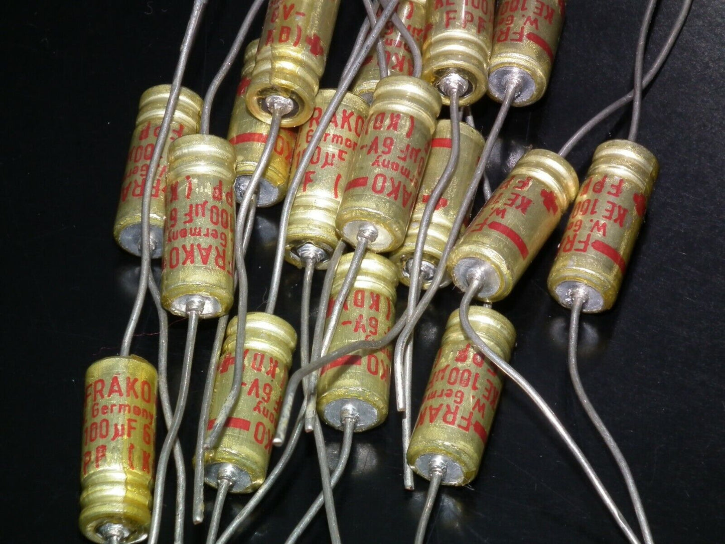 Two vintage electrolytic capacitors FRAKO 100uF 6V NOS Made in West Germany 70s