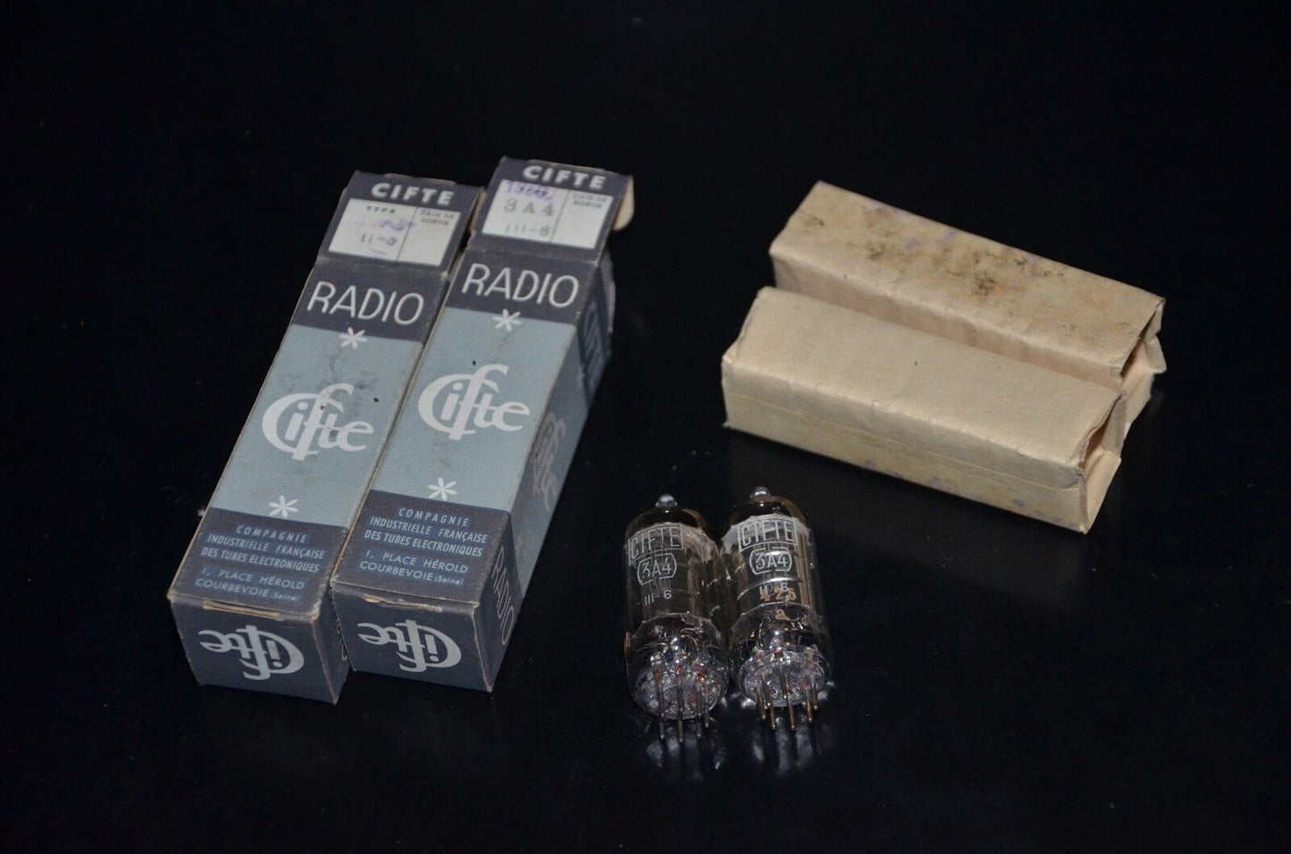 3A4 CIFTE DL93 - NOS NIB platinum matched pair (2 tubes) RARE SQUARE GETTER