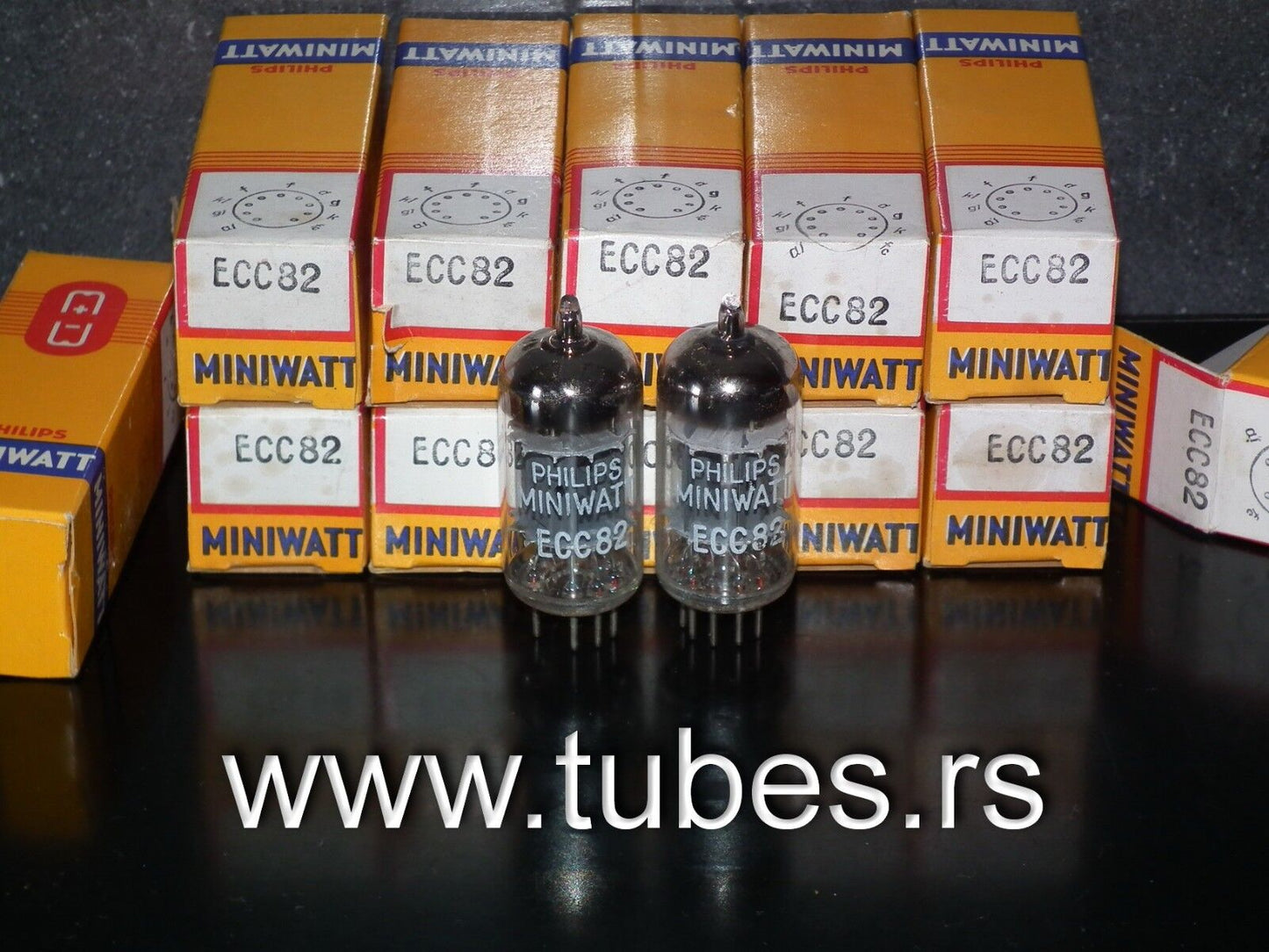 ECC82 12AU7 Philips Holland, 1963  NOS NIB Platinum Matched Pair Heerlen Plant