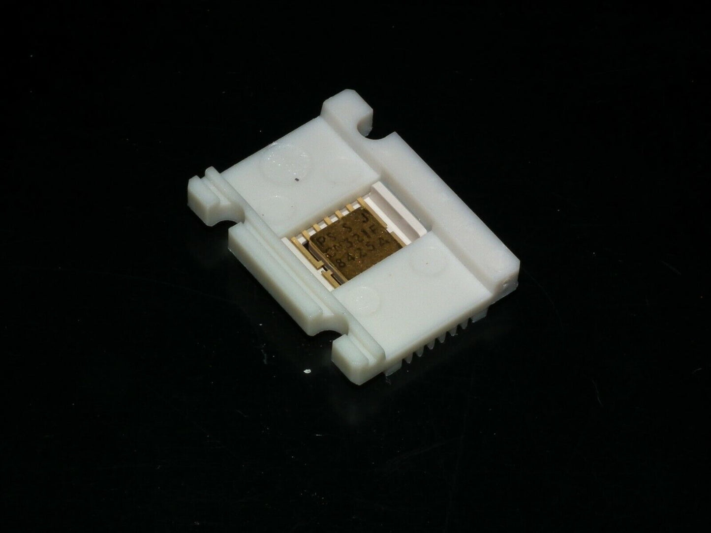 Plessey C321F Integrated Circuit NOS - NEW Clansman PRC-320 RT320