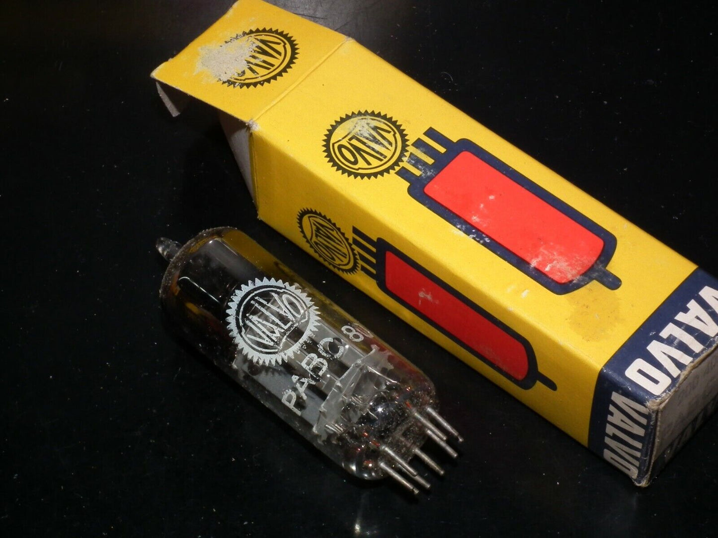 PABC80 Valvo Siemens Telefunken Tungsram Tesla 9AK8 NOS NIB