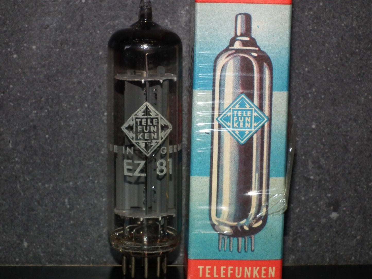 EZ81 Telefunken 6CA4 NOS NIB Made by Mullard, Blackburn in 1967