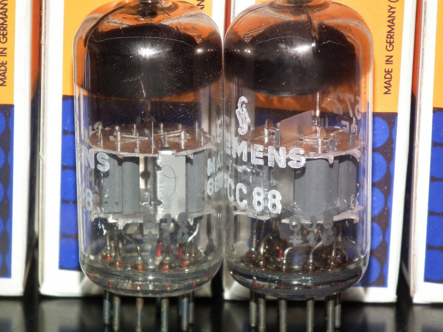 Single (1 pcs) PCC88 Siemens & Halske 7DJ8 Munich Plant West Germany