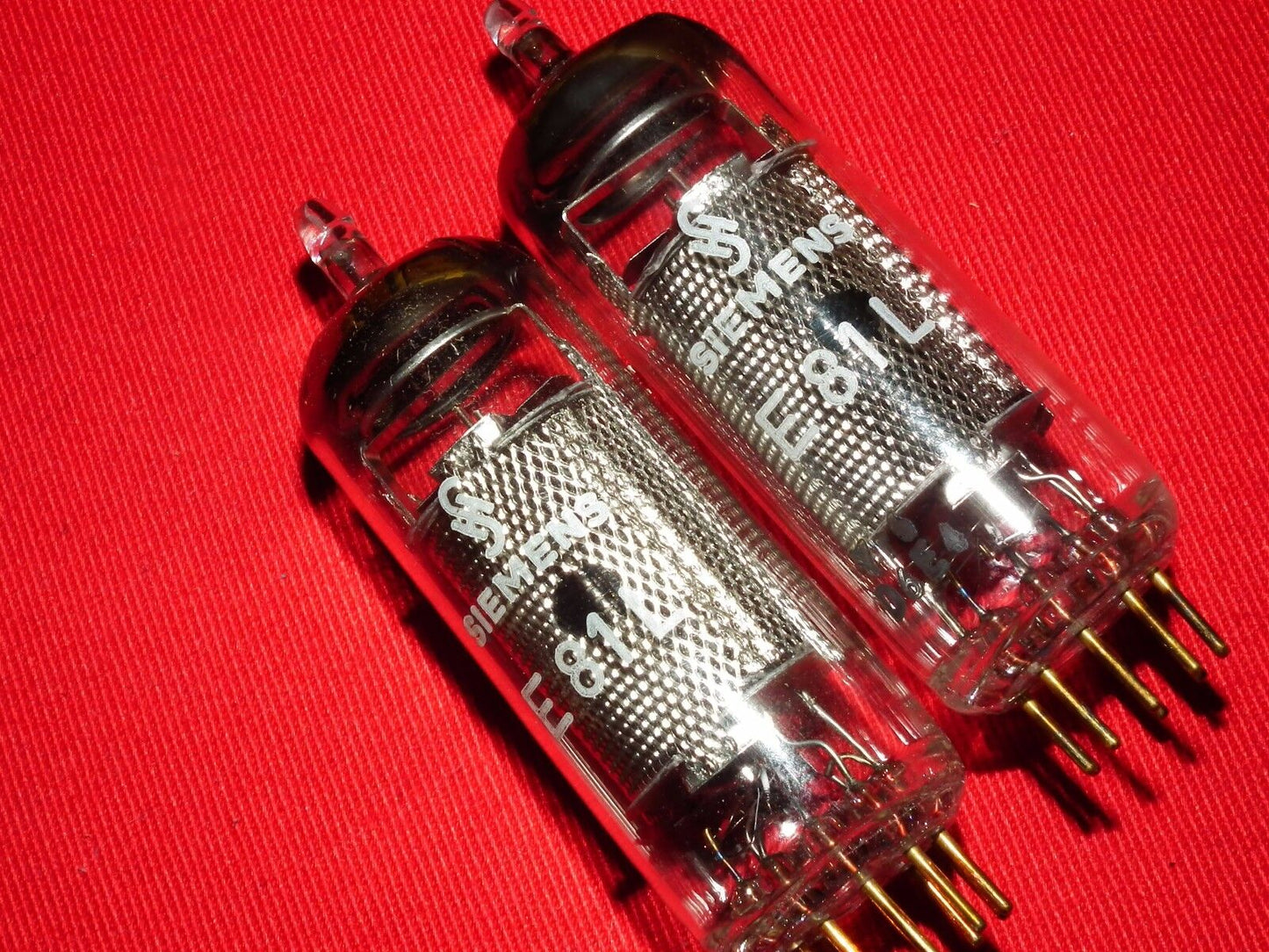 E81L 6686 NOS NIB Valvo Hamburg (rebranded Siemens) Gold Pins