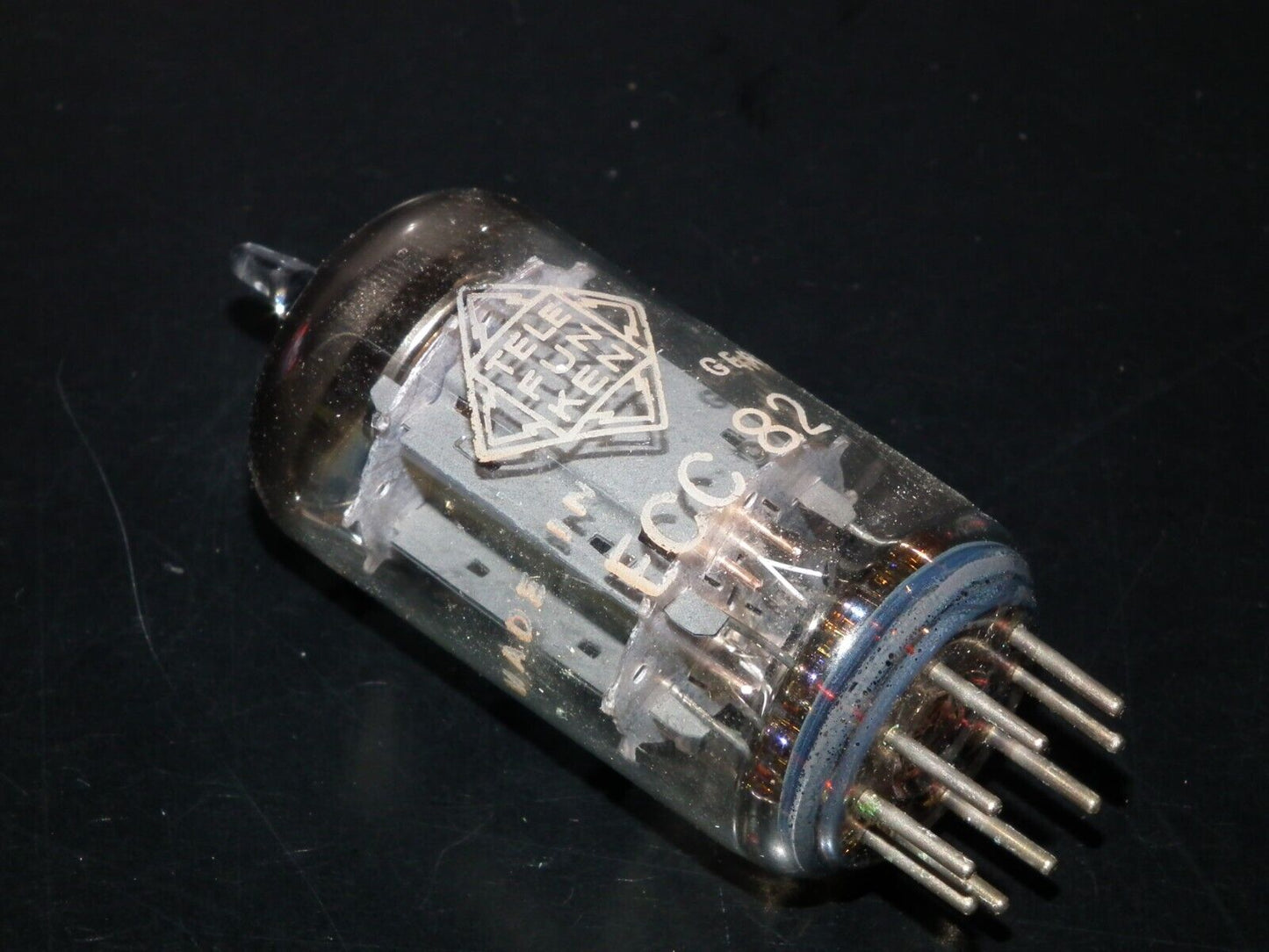 One (1 pcs) ECC82 Telefunken 12AU7, Tested NOS Long Smooth Plates