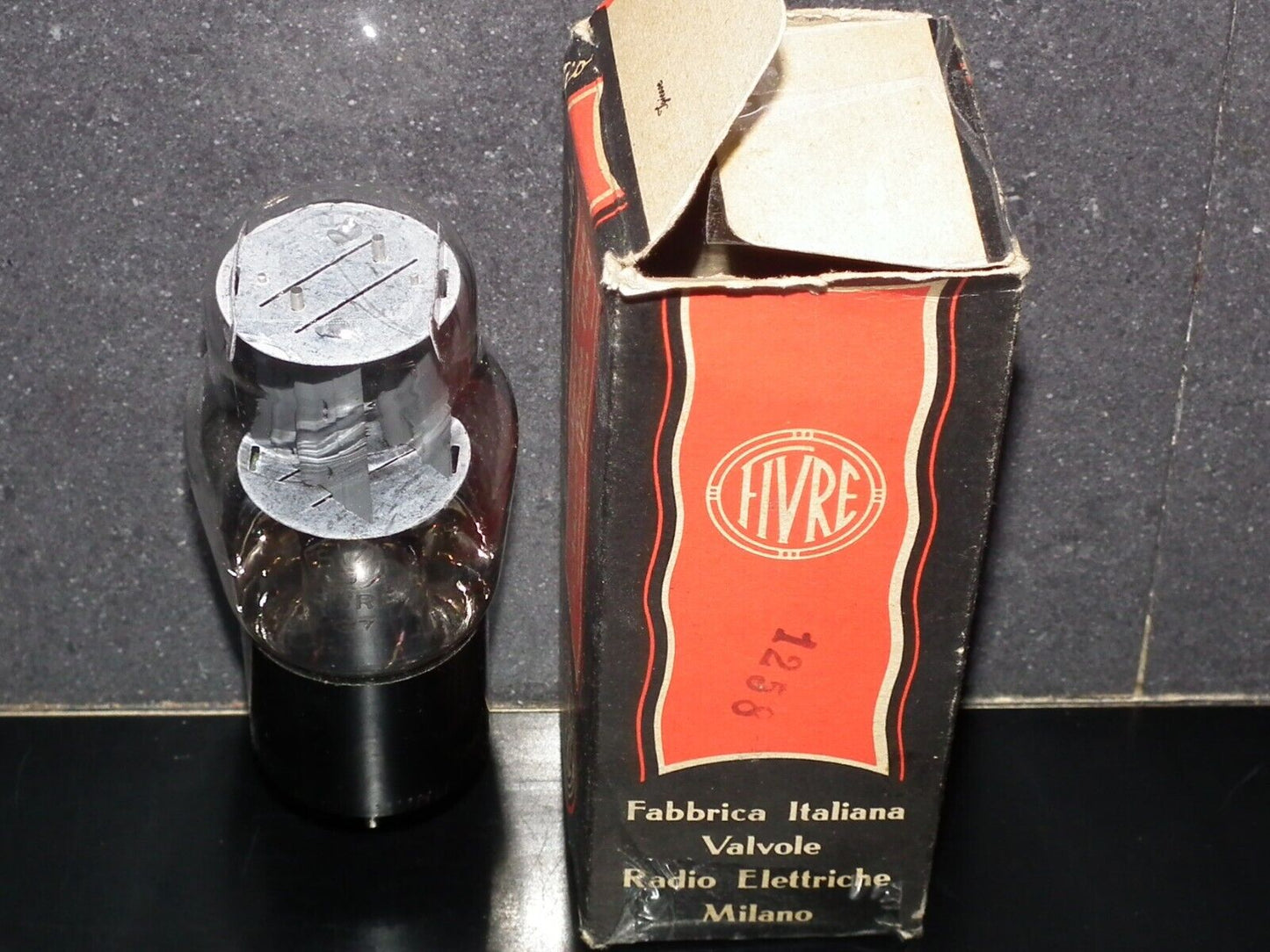 5V4G Fivre Italia GZ32 NOS NIB Tested Strong