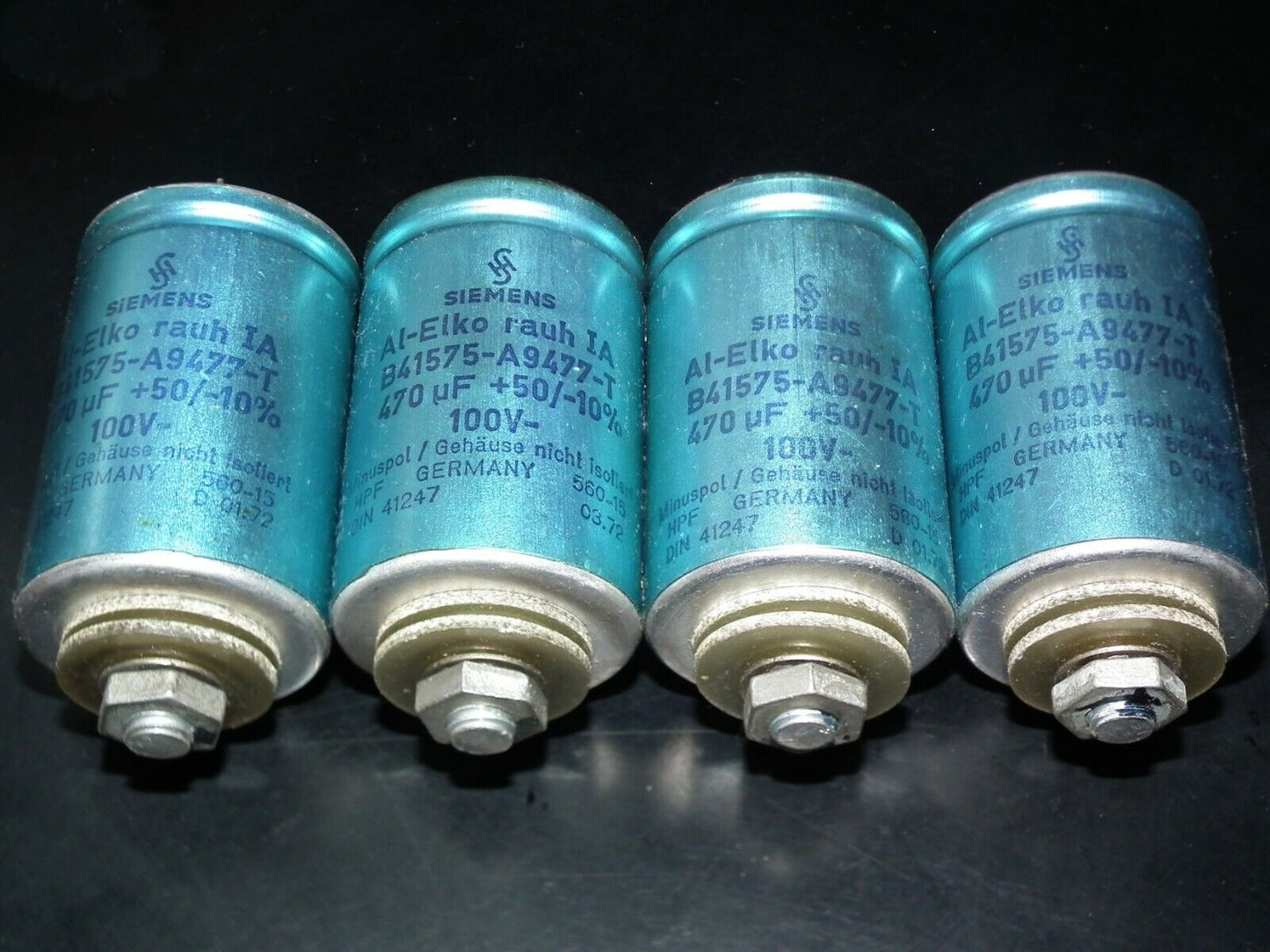 One vintage Siemens capacitor 470u 100V 470mfd Elko Rauh Made in West Germany 70