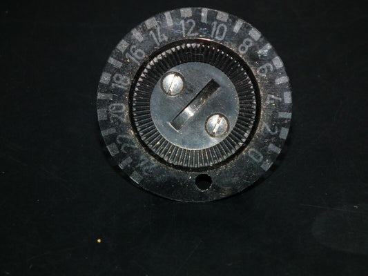 One (1 pcs) Vintage KNOB for 6mm shaft 0-24 Black Transparent Marks