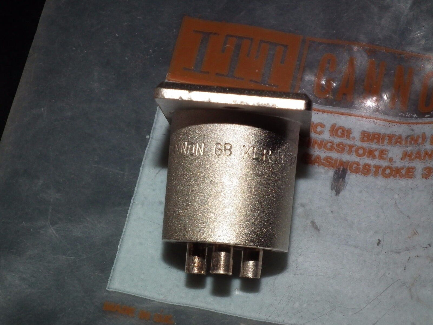 ITT Cannon XLR-3-32 NOS male connector XLR 3 32 (3 pole) Made in UK