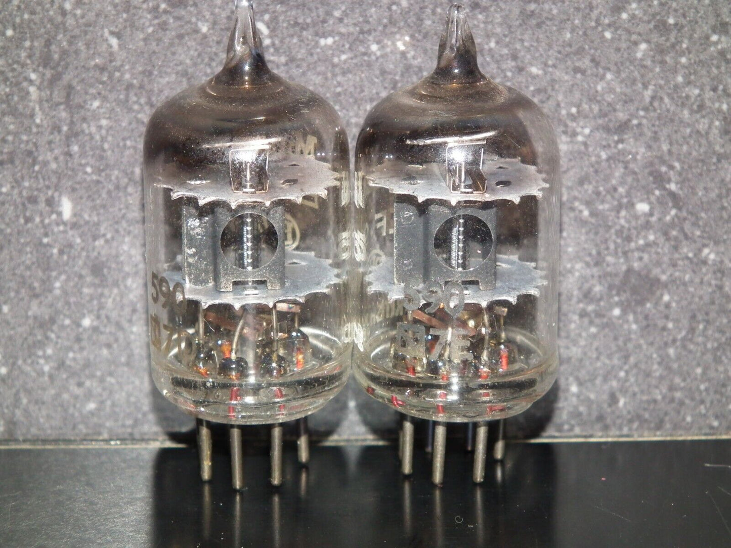 Matched Pair EF95 5654 6AK5W Mullard WHYTELEAFE Square Getter NOS Made in UK