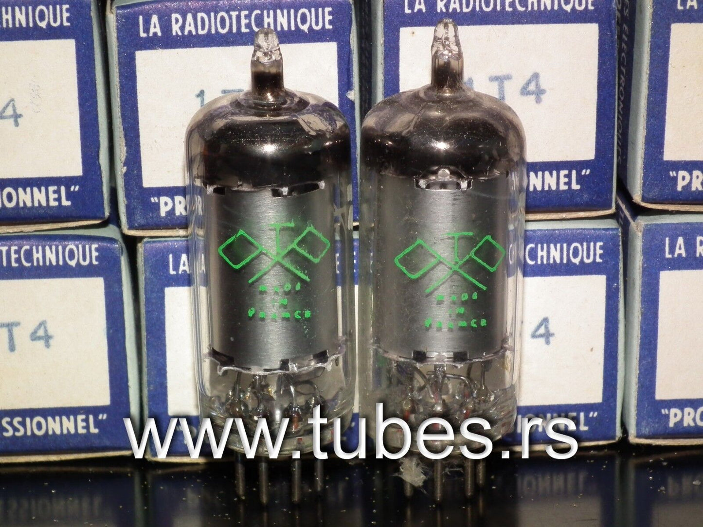 1T4 DF91 RTC NOS NIB rare old inclined square getter 1T4