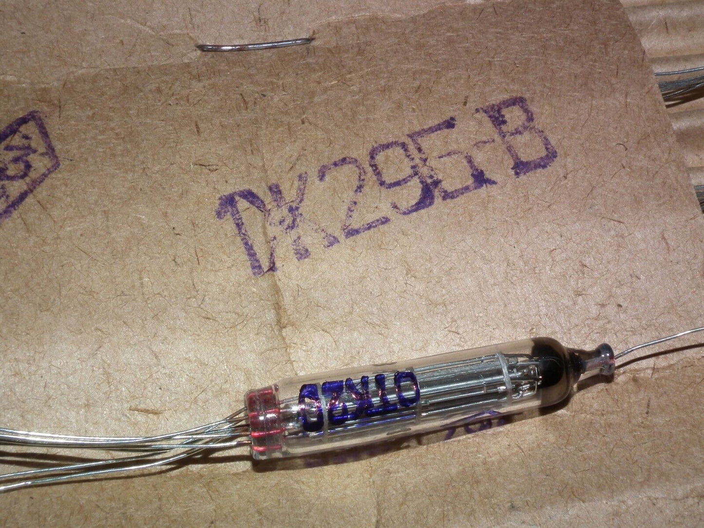 1J29B-V 1J29B Miniature Tiny HF Pentode NOS Made in 1981 1Ж29Б-В